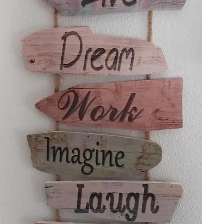 アパート Ofelia Terrace House *